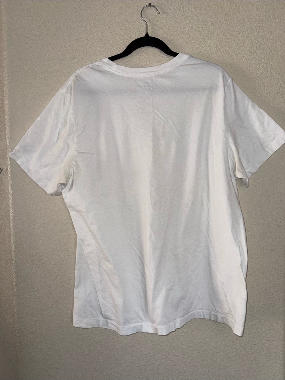 Nike White Short Sleeve Tee with Blue Chest Graphic Mens XL - Picture 2 of 3